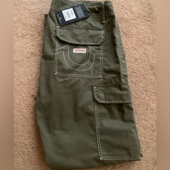 Brand new true religion Pants. They didn’t fit me size and there a size 32